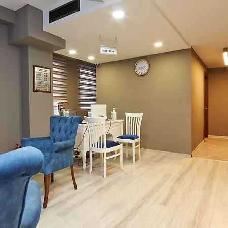 Renzo - Special Category Apartment *