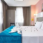 Renzo - Special Category Apartman Isztambul