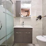 Renzo - Special Category Apartman