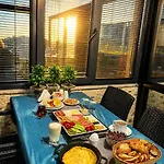 Renzo - Special Category Apartman