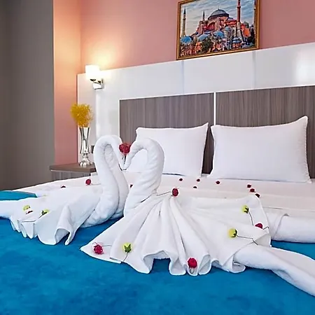 Renzo - Special Category Apartment *