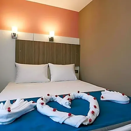 Renzo - Special Category Apartment Istanbul