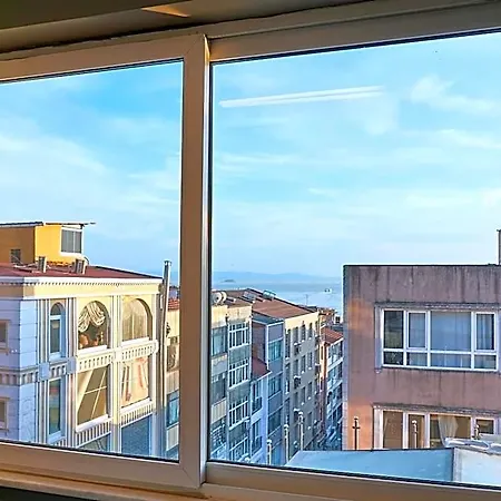 Renzo - Special Category Apartment *