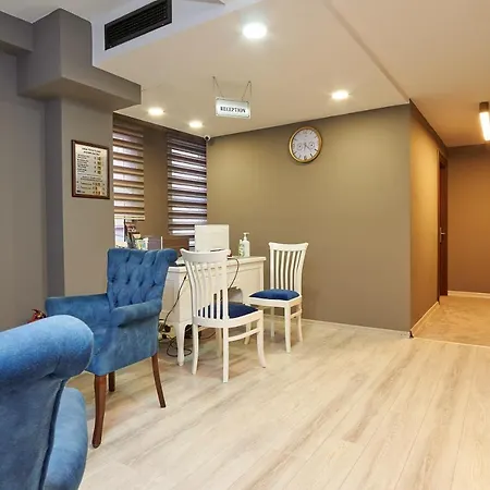 Renzo Hotel