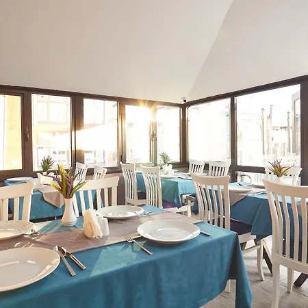 Hotel Renzo