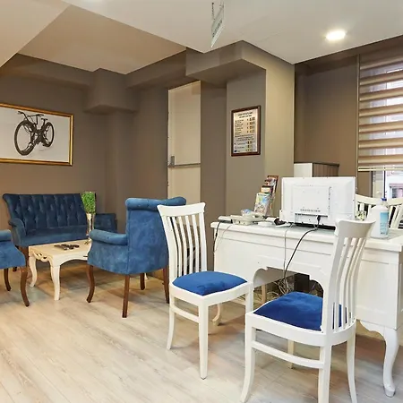 Hotel Renzo 4*